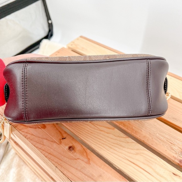 COACH 31433 ISLA CHAIN CROSSBODY SIGNATURE CANVAS FLORAL FLOCKING - Picture 6 of 6